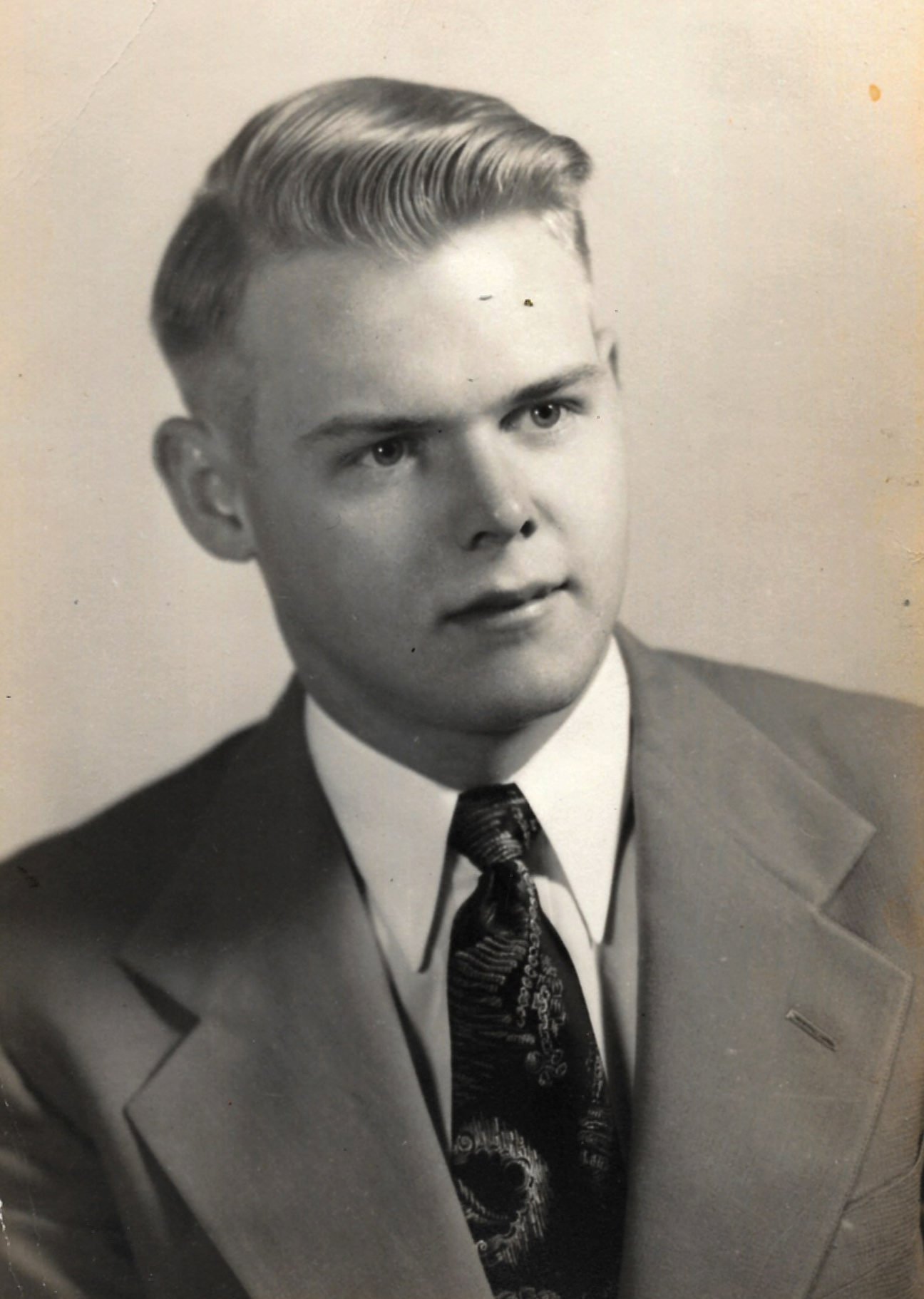 Dr. Wiley Rufus Smith, Jr. Linnemann Funeral Homes